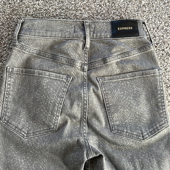 Express Jeans - Picture 7 of 8